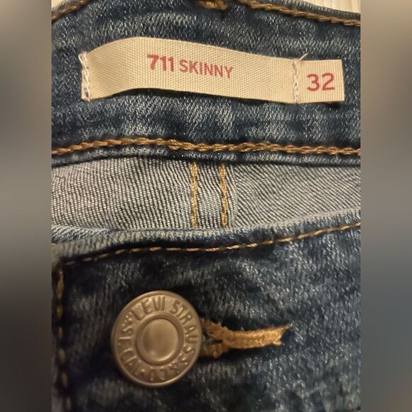NEW LEVI’S 711 skinny jeans mid rise 14 medium 32 x 30 - Picture 4 of 7